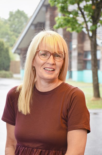 Photo of Lisa Graves